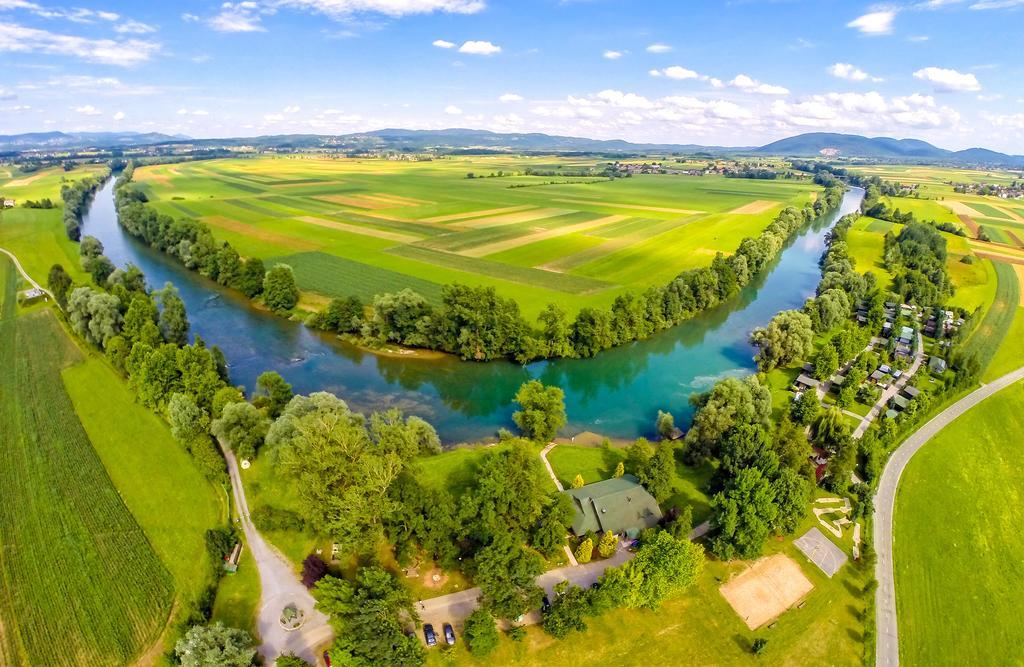 Lahinja & Kolpa River Apartments Metlika Exteriör bild